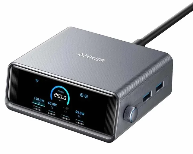 Anker MagGo 15W Wireless Charging Station with Power Adapter